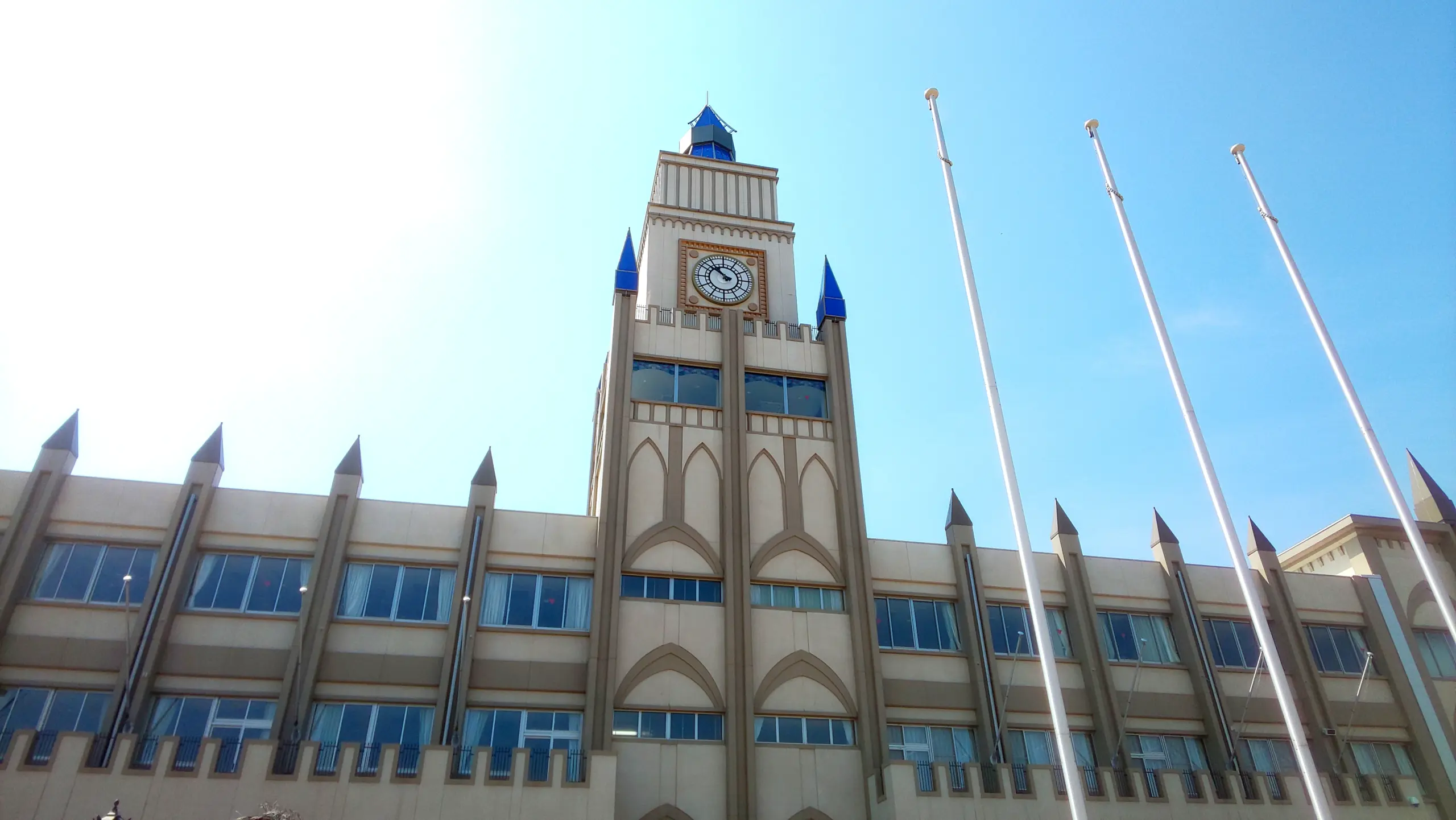 片山学園　塔時計